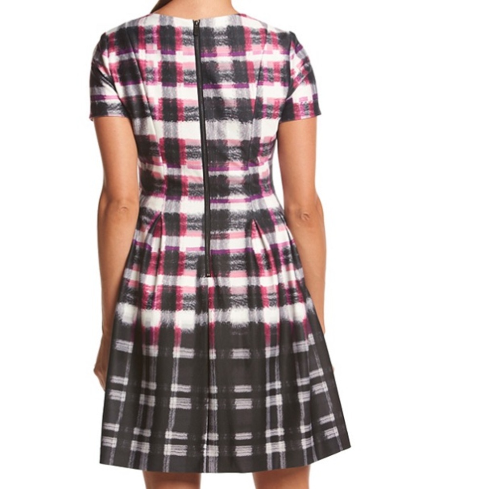 (Sizes 6, 8, 14) Vince Camuto Pink/Blk Plaid Fit & Flare Dress) - Picture 2 of 6
